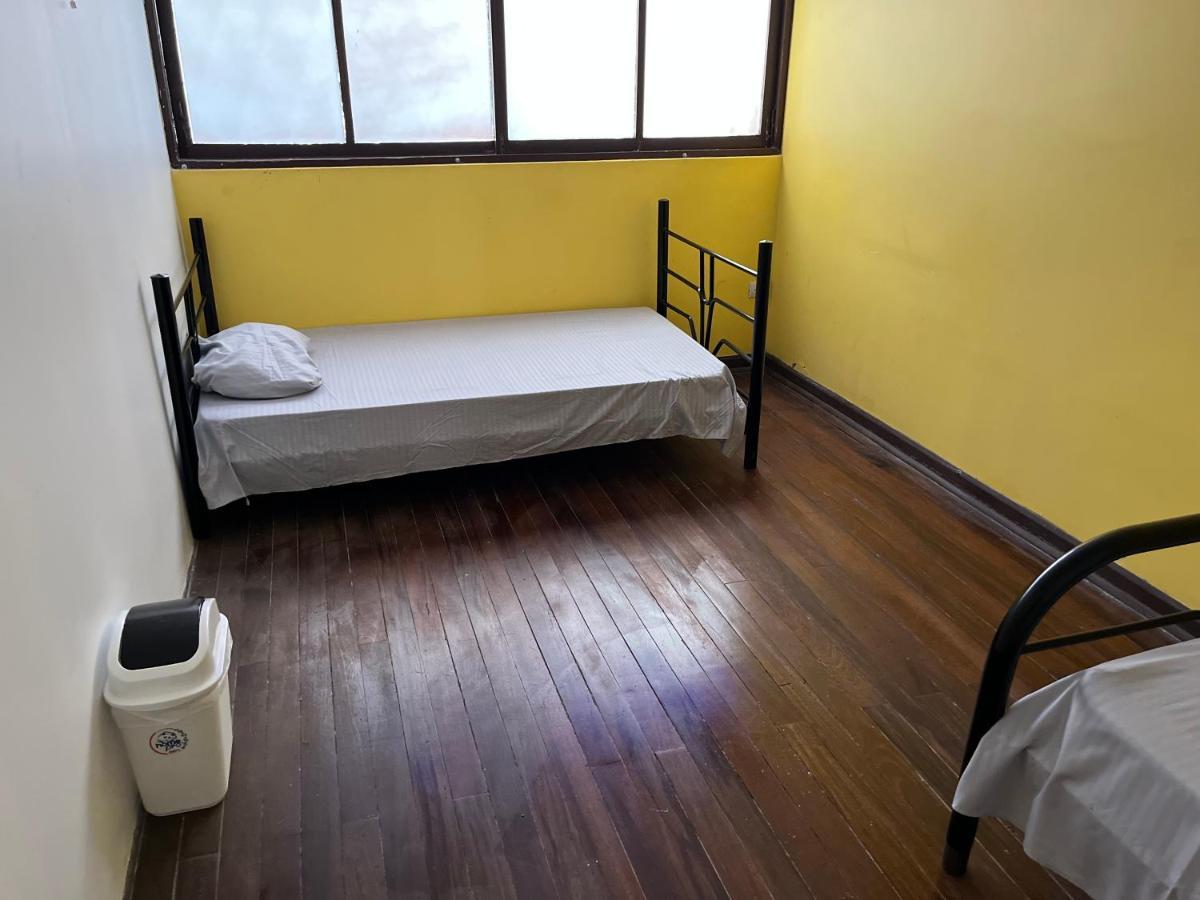 El Parque Bed And Breakfast Alajuela Exterior photo